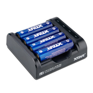 XTAR L4 LADER INCL. 4xAA 2500 Li-ION 1,5V